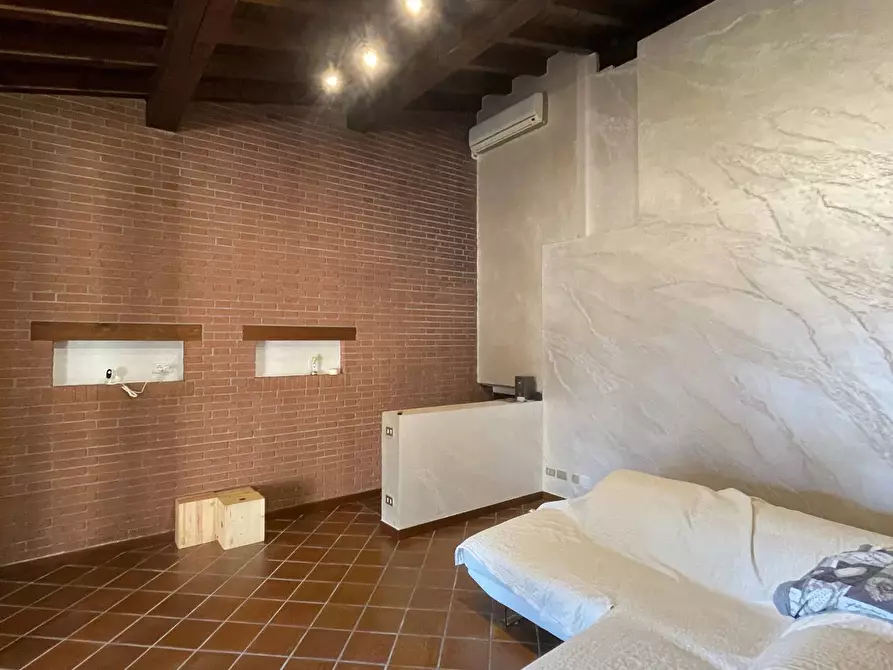 Immagine 6 di Villa in vendita  a Commessaggio