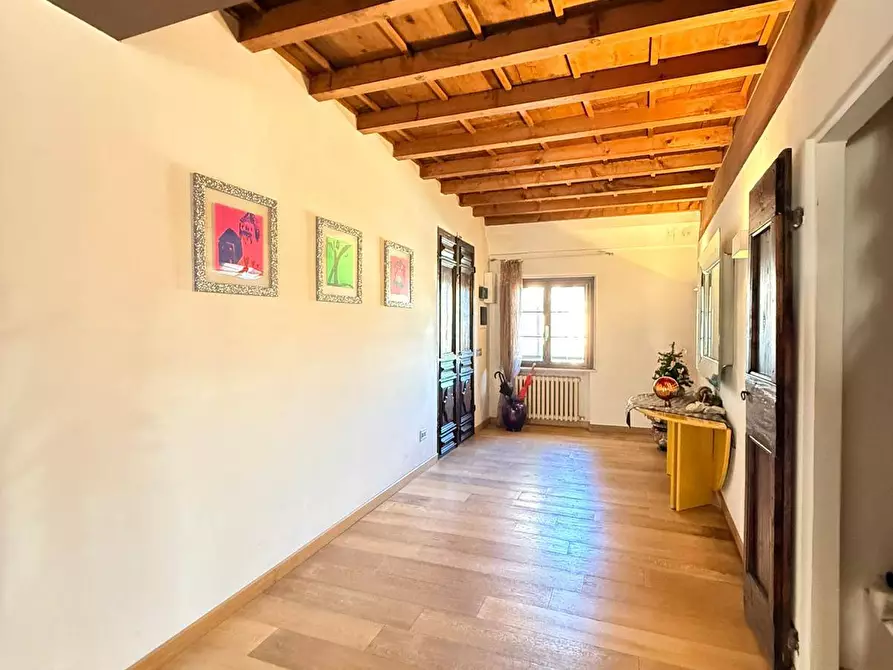 Immagine 8 di Appartamento in vendita  a Mantova