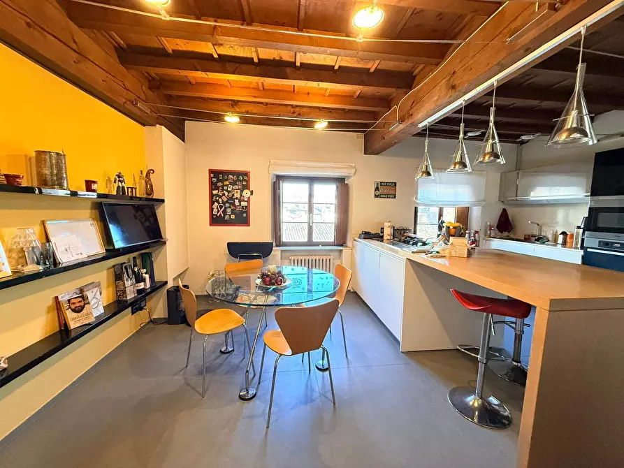 Immagine 19 di Appartamento in vendita  a Mantova