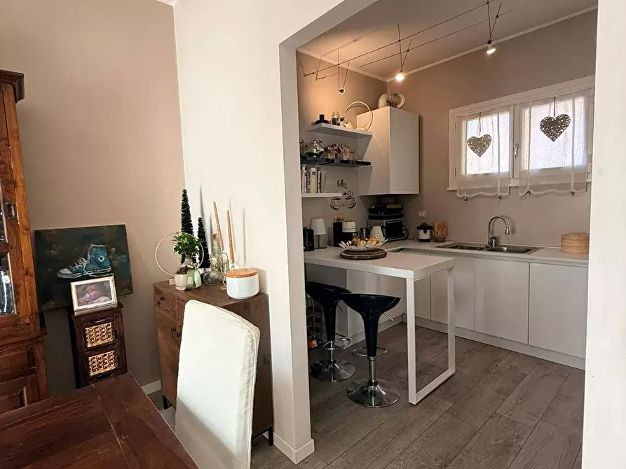 Immagine 5 di Appartamento in vendita  a Mantova