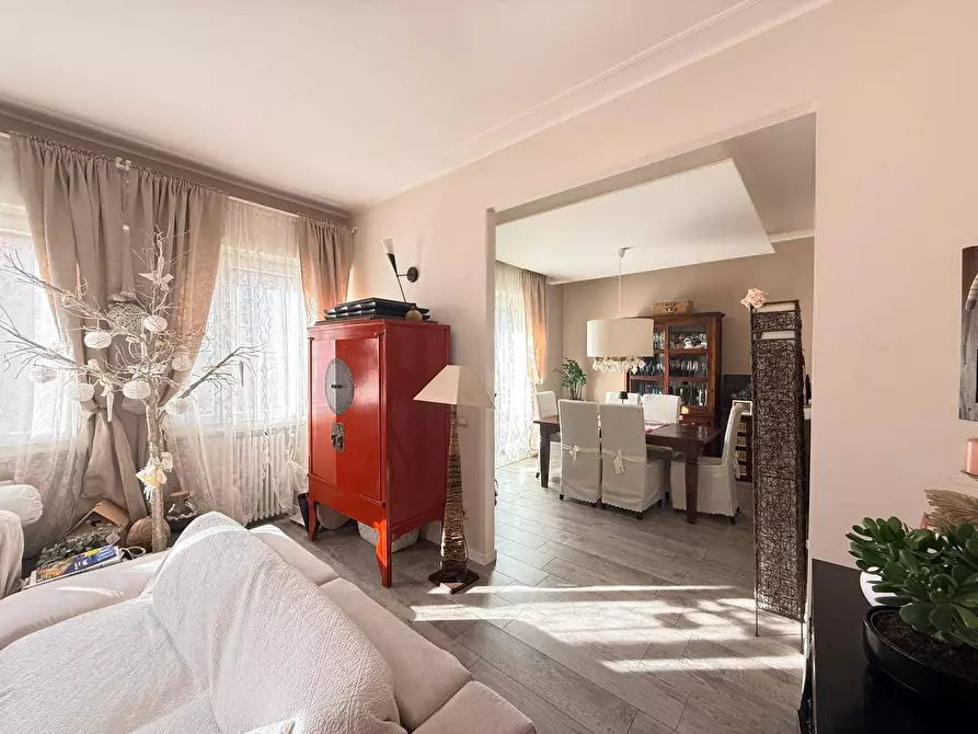 Immagine 2 di Appartamento in vendita  a Mantova