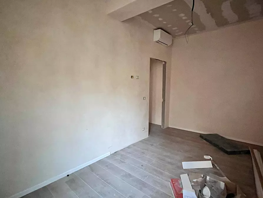 Immagine 12 di Appartamento in vendita  a Mantova