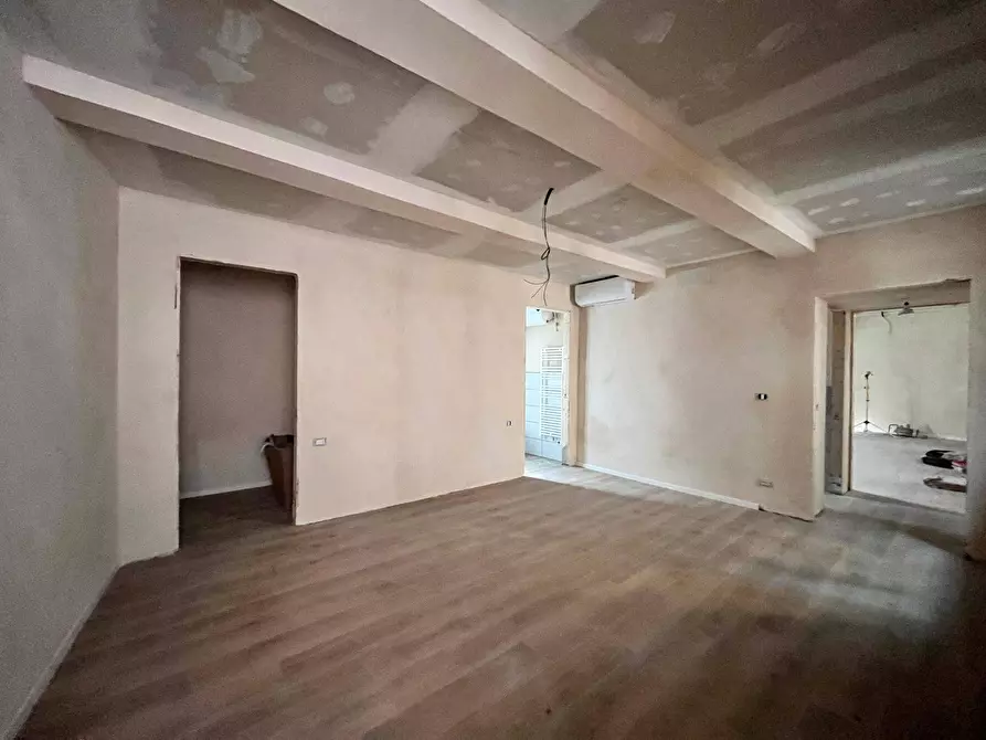 Immagine 6 di Appartamento in vendita  a Mantova