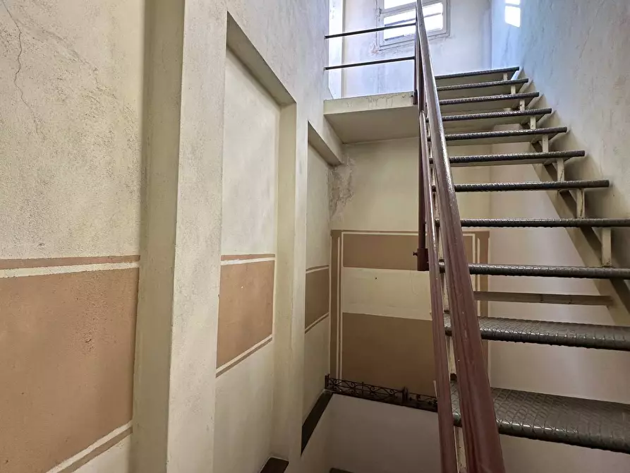 Immagine 7 di Casa indipendente in vendita  a Mantova