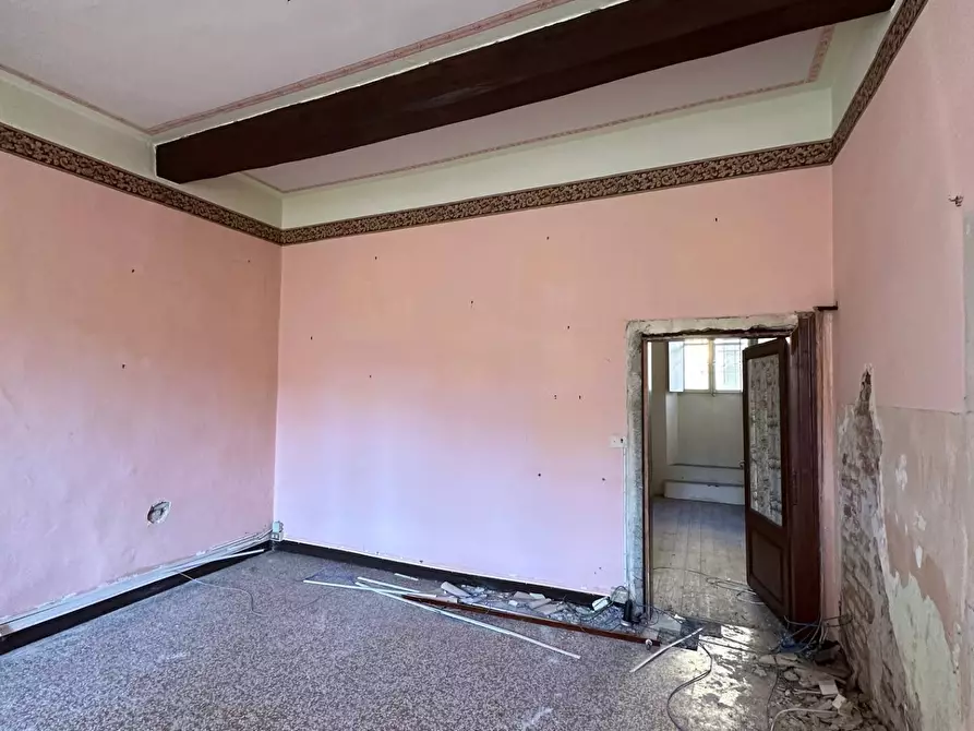 Immagine 34 di Casa indipendente in vendita  a Mantova