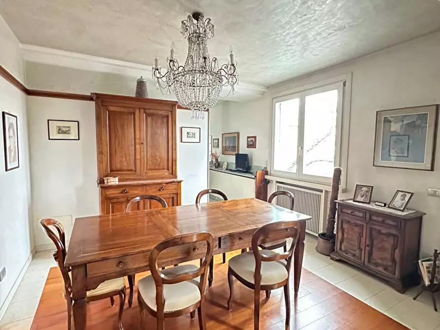 Immagine 10 di Appartamento in vendita  a Mantova