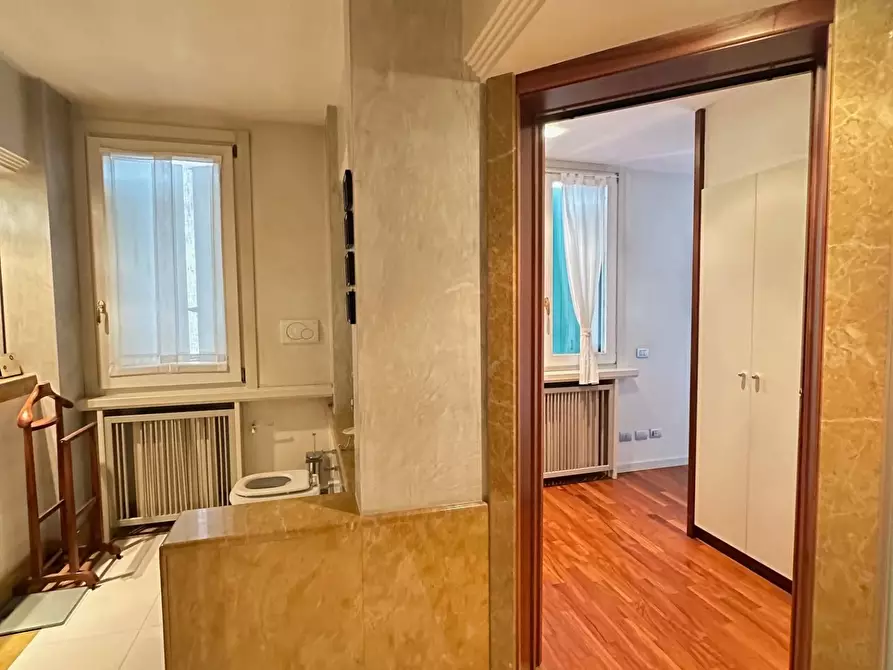 Immagine 20 di Appartamento in vendita  a Mantova