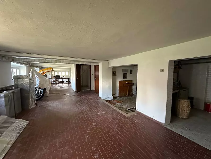 Immagine 17 di Villa in vendita  a Marmirolo