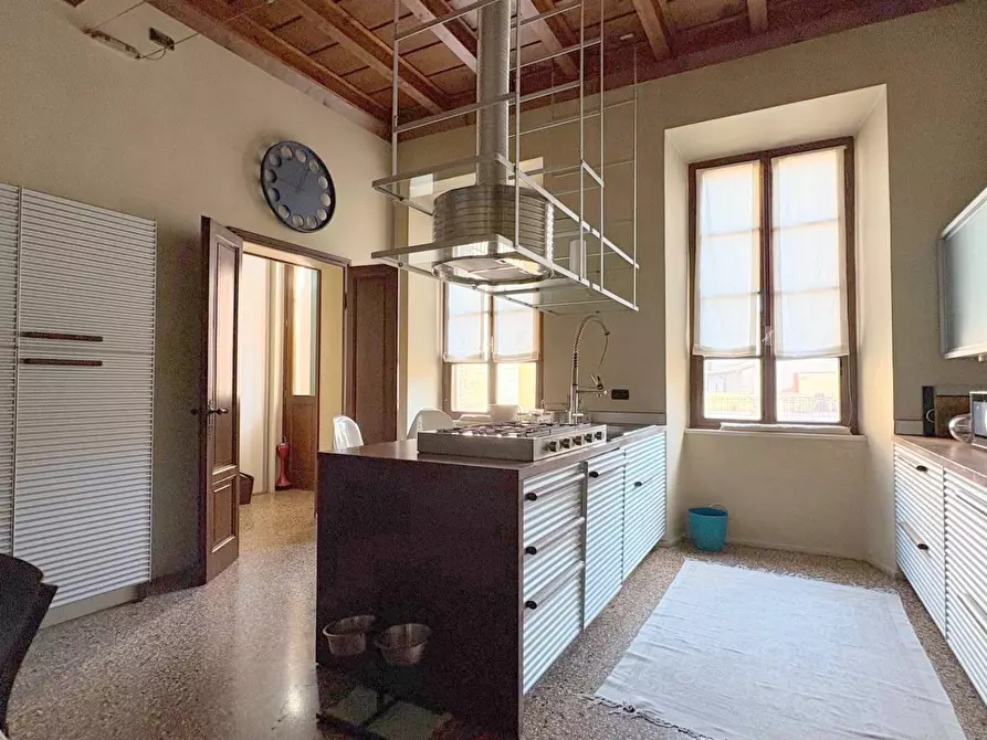 Immagine 8 di Appartamento in vendita  a Mantova