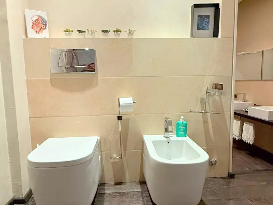 Immagine 22 di Appartamento in vendita  a Mantova