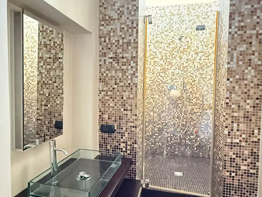 Immagine 36 di Appartamento in vendita  a Mantova