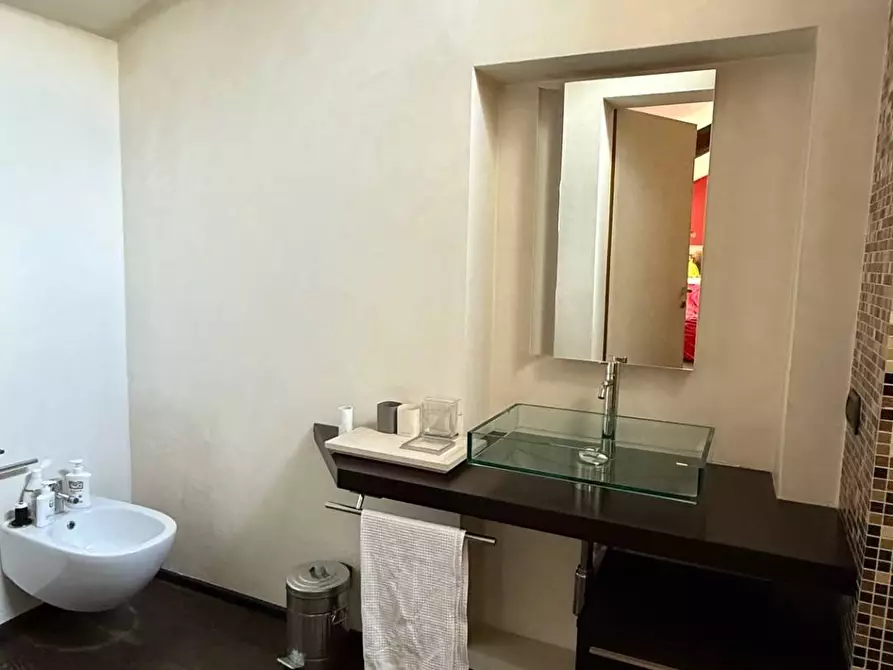 Immagine 37 di Appartamento in vendita  a Mantova