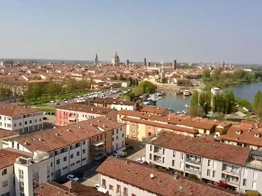 Immagine 9 di Terreno residenziale in vendita  a Mantova