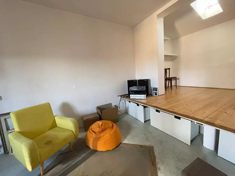 Immagine 7 di Appartamento in vendita  a Mantova