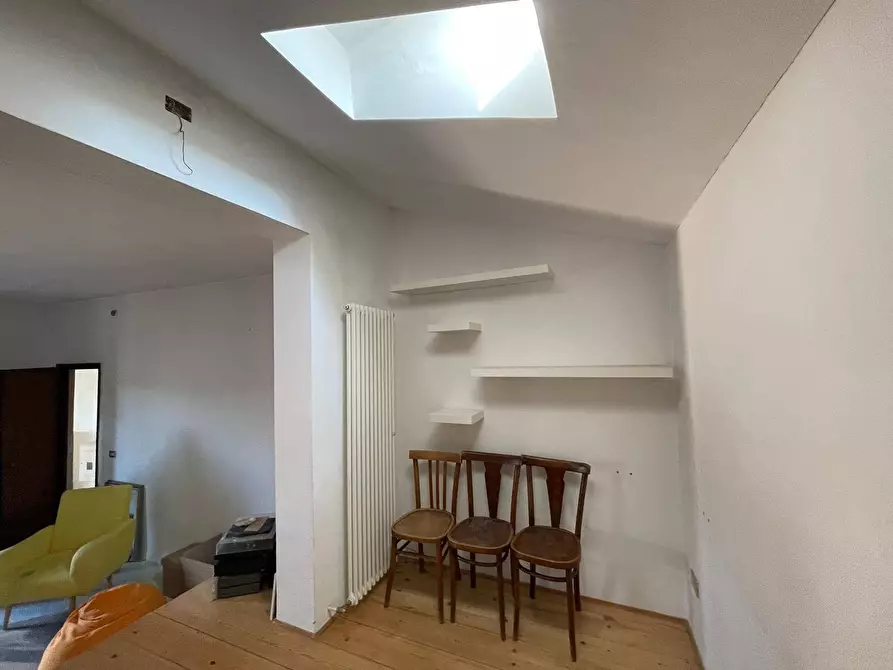 Immagine 8 di Appartamento in vendita  a Mantova