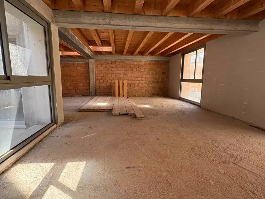 Immagine 15 di Agriturismo in vendita  a Mantova