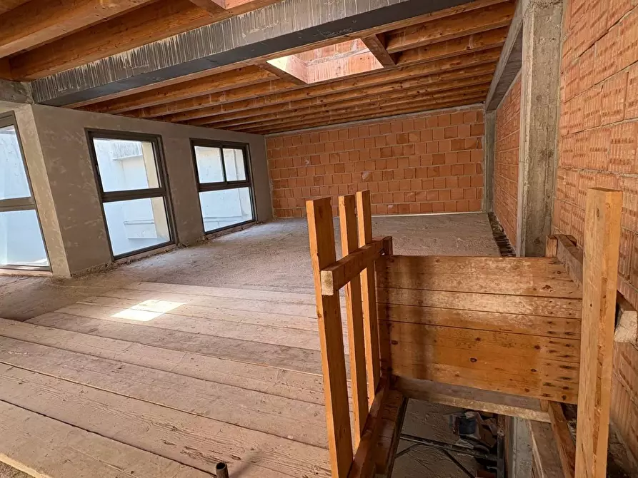 Immagine 21 di Agriturismo in vendita  a Mantova