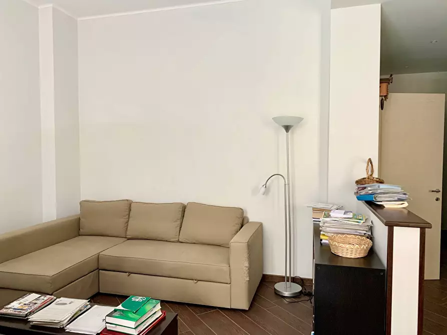 Immagine 7 di Appartamento in vendita  a Mantova