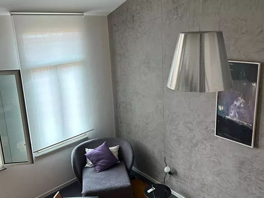 Immagine 21 di Attico in vendita  a Mantova