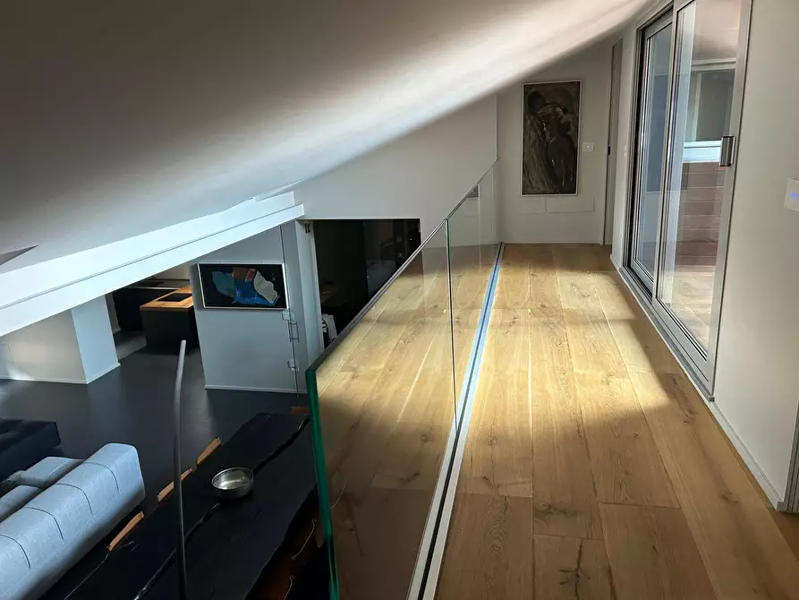 Immagine 11 di Attico in vendita  a Mantova