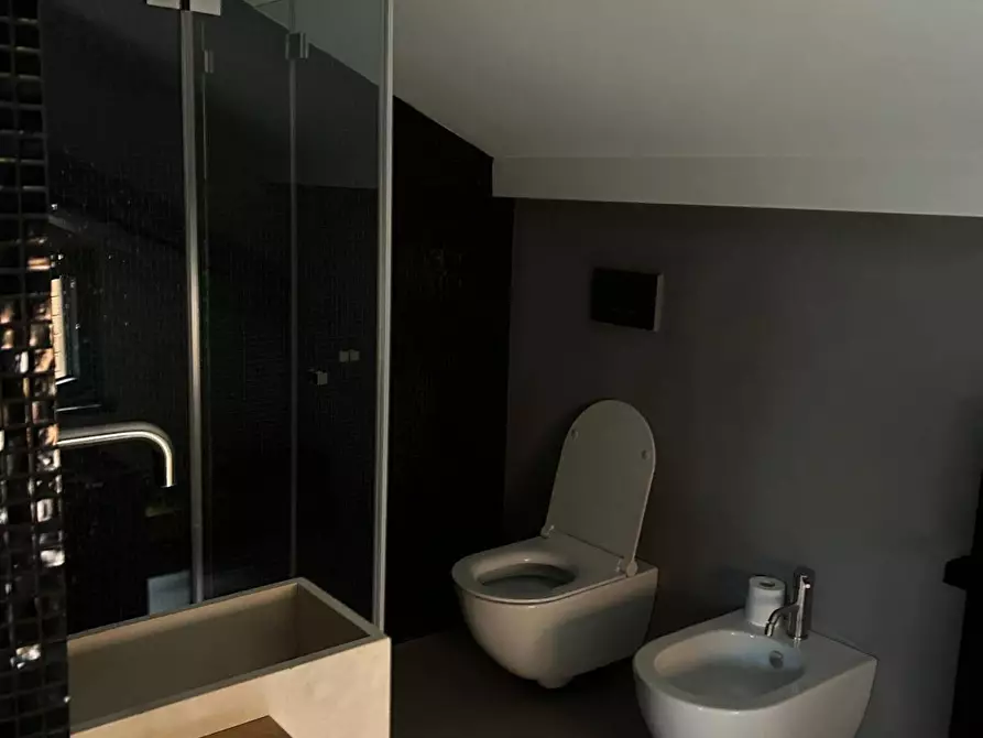 Immagine 17 di Attico in vendita  a Mantova