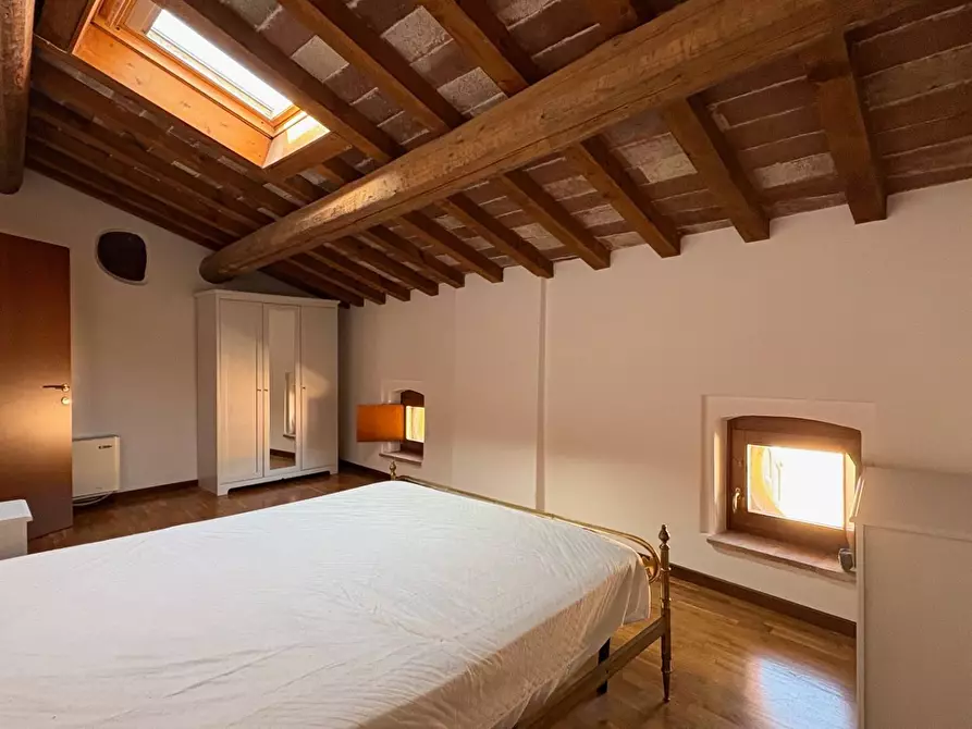 Immagine 16 di Appartamento in vendita  a Mantova