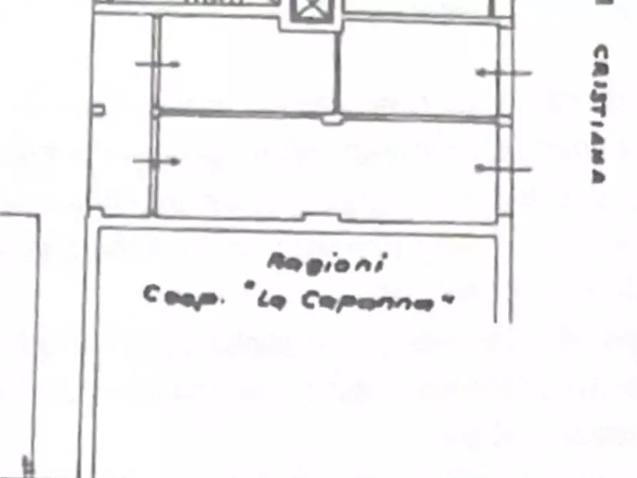 Immagine 2 di Box auto in vendita  a Mantova