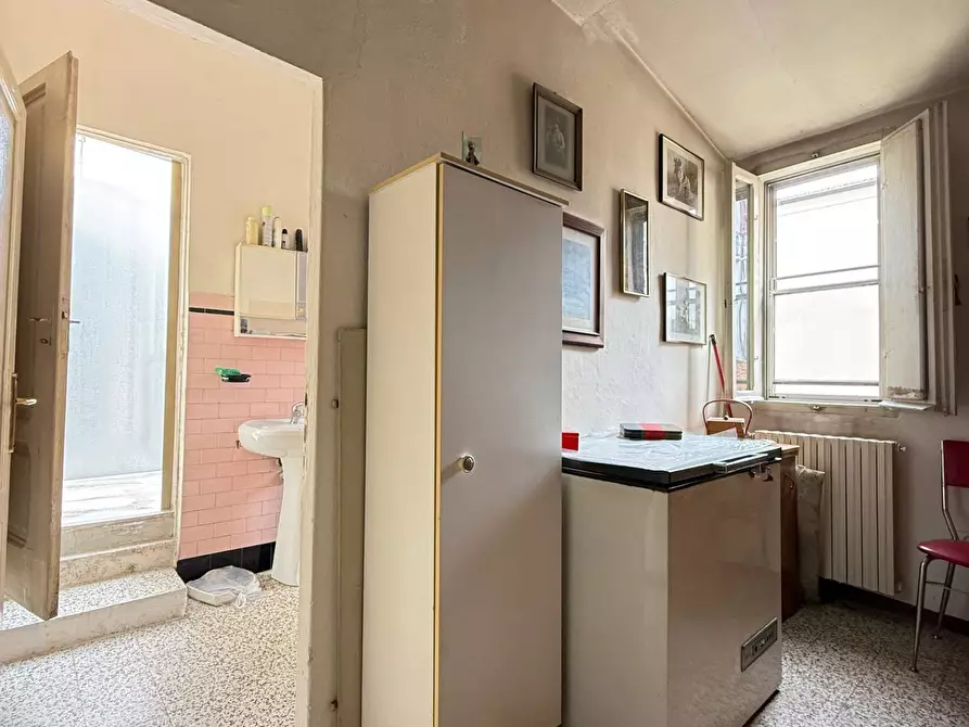 Immagine 7 di Casa indipendente in vendita  a Mantova