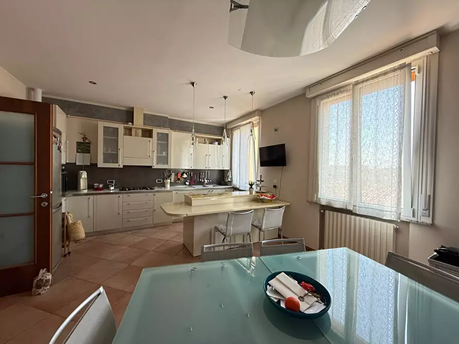 Immagine 14 di Appartamento in vendita  a Mantova