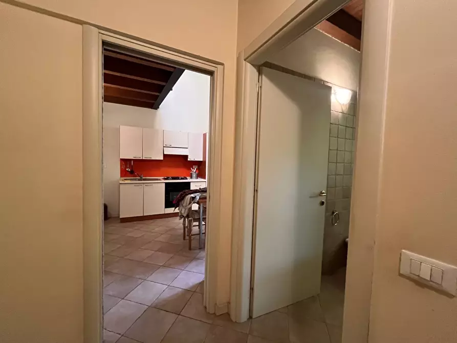 Immagine 4 di Appartamento in vendita  a Mantova