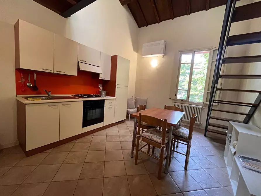 Immagine 2 di Appartamento in vendita  a Mantova