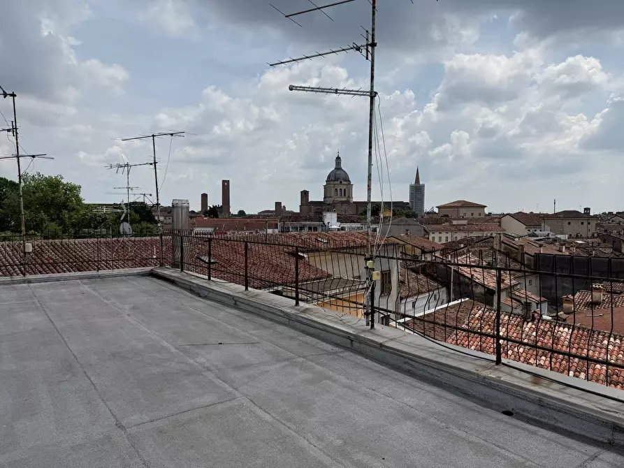 Immagine 22 di Appartamento in vendita  a Mantova