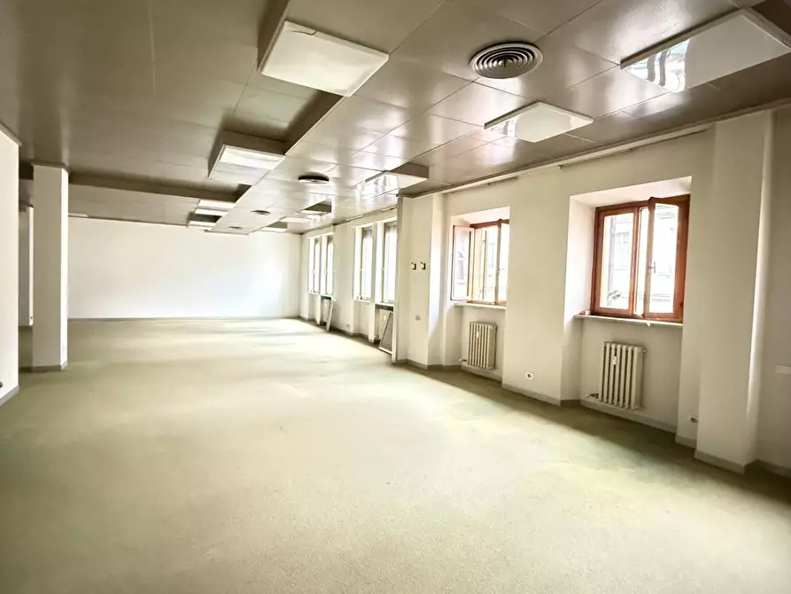 Immagine 10 di Appartamento in vendita  a Mantova