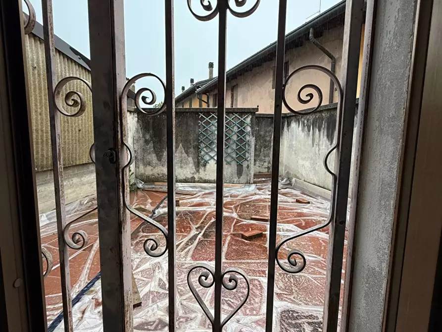 Immagine 14 di Appartamento in vendita  a Mantova