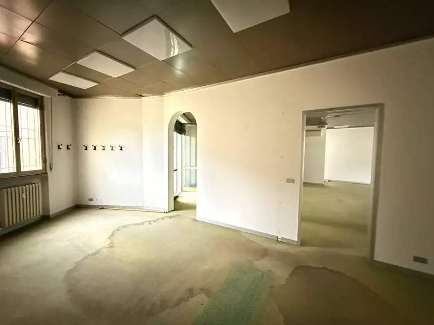 Immagine 19 di Appartamento in vendita  a Mantova