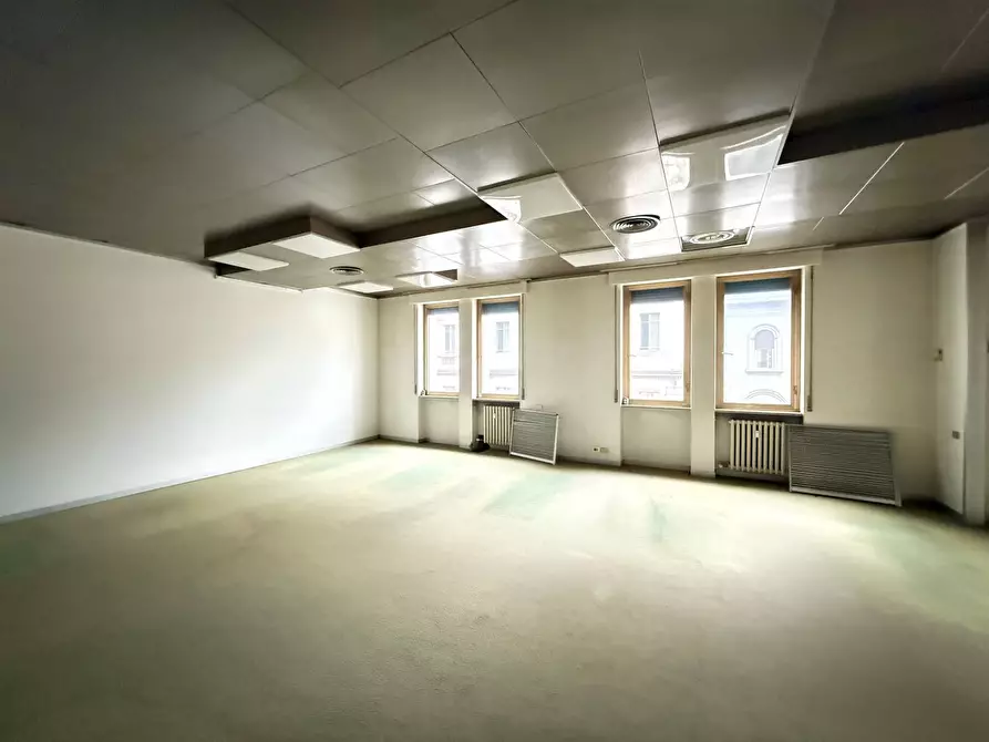 Immagine 20 di Appartamento in vendita  a Mantova