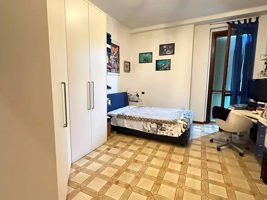 Immagine 13 di Appartamento in vendita  a Mantova