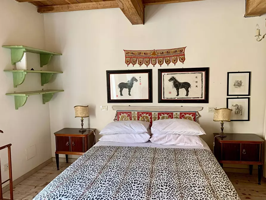 Immagine 20 di Casa indipendente in vendita  a Mantova