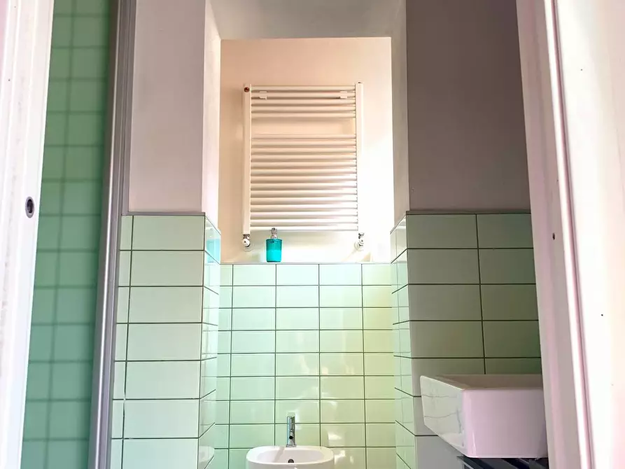 Immagine 23 di Casa indipendente in vendita  a Mantova