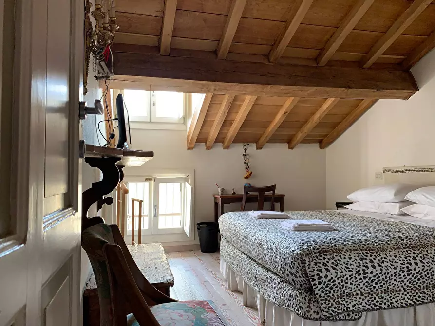 Immagine 31 di Casa indipendente in vendita  a Mantova