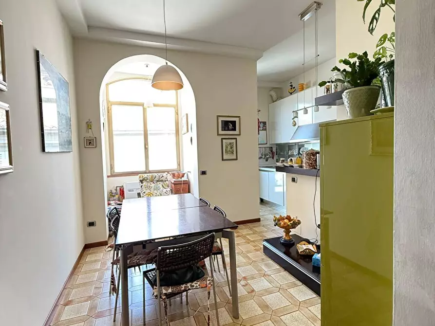 Immagine 11 di Appartamento in vendita  a Mantova