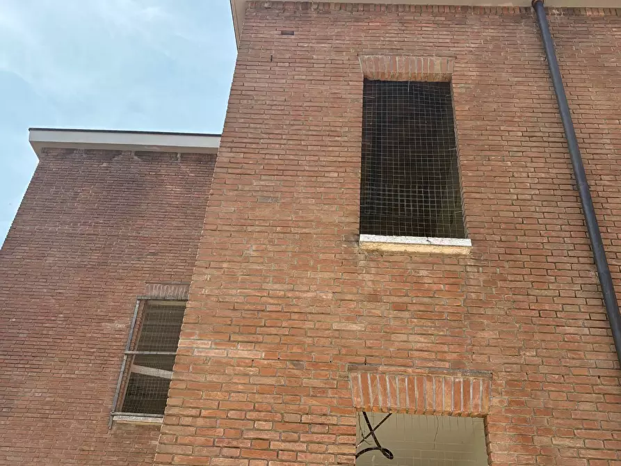 Immagine 12 di Appartamento in vendita  a Mantova