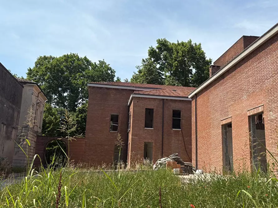 Immagine 15 di Appartamento in vendita  a Mantova