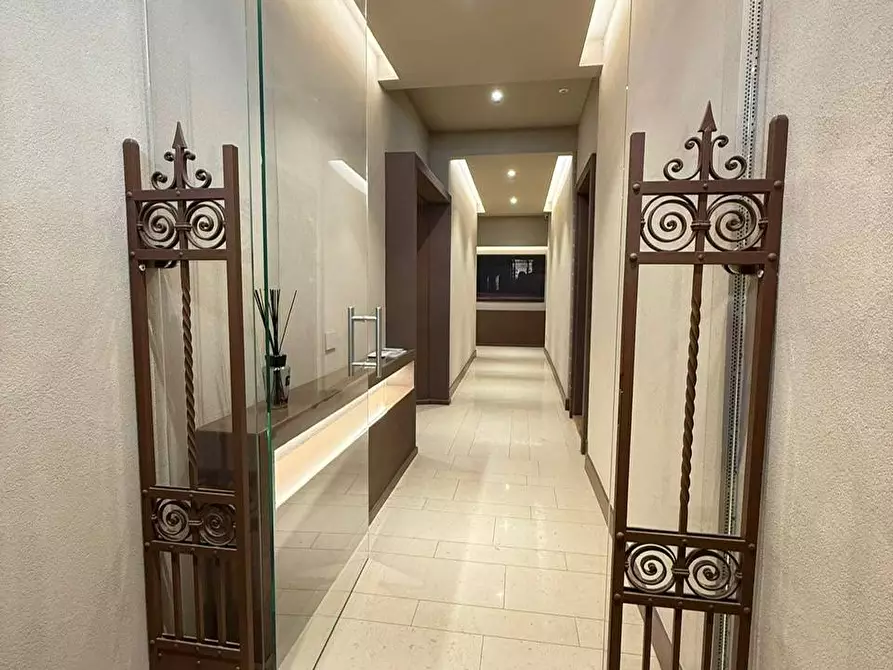 Immagine 1 di Appartamento in vendita  a Mantova