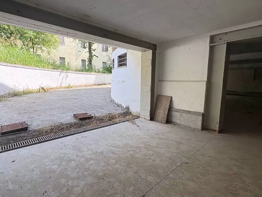 Immagine 32 di Appartamento in vendita  a Mantova