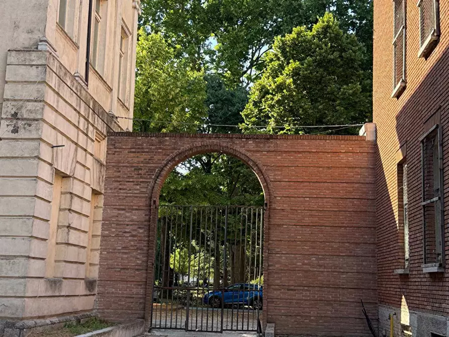 Immagine 12 di Appartamento in vendita  a Mantova