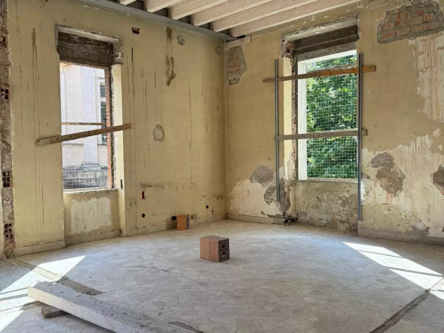 Immagine 27 di Appartamento in vendita  a Mantova