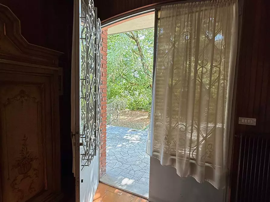 Immagine 10 di Casa indipendente in vendita  a Mantova