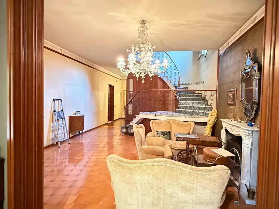 Immagine 13 di Casa indipendente in vendita  a Mantova