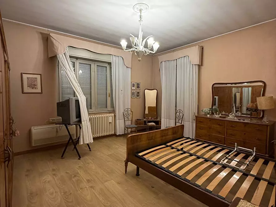 Immagine 22 di Casa indipendente in vendita  a Mantova